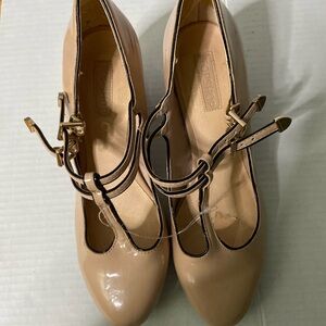 TOPSHOP Wayderns neutral tan patent leather heeled t-strap Mary Janes SZ 5